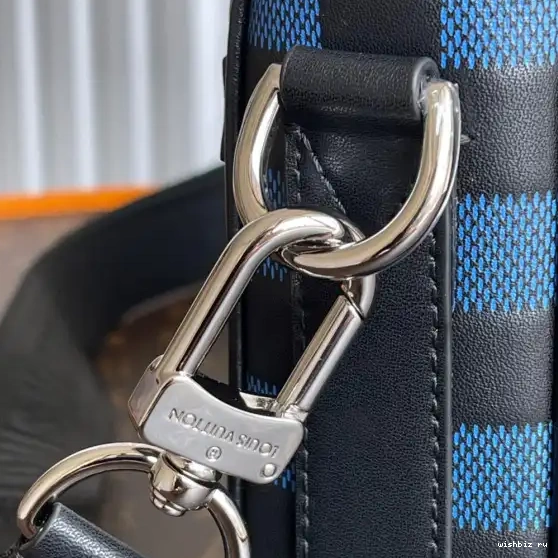 WIS LOUIS VUITTON STUDIO MESSENGER 0520